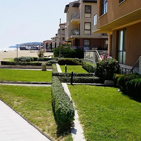 Apartmán бийч - *